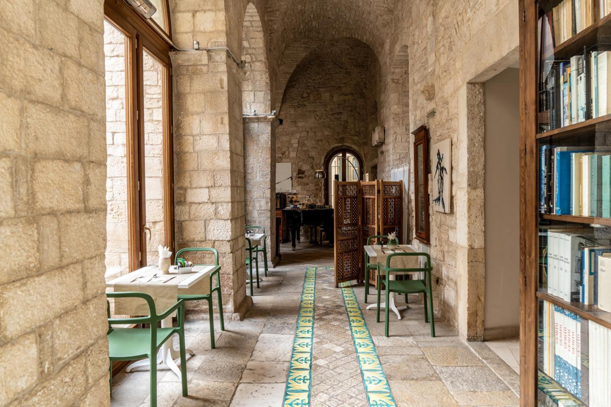 S. Martin Hotel Giovinazzo Exterior foto