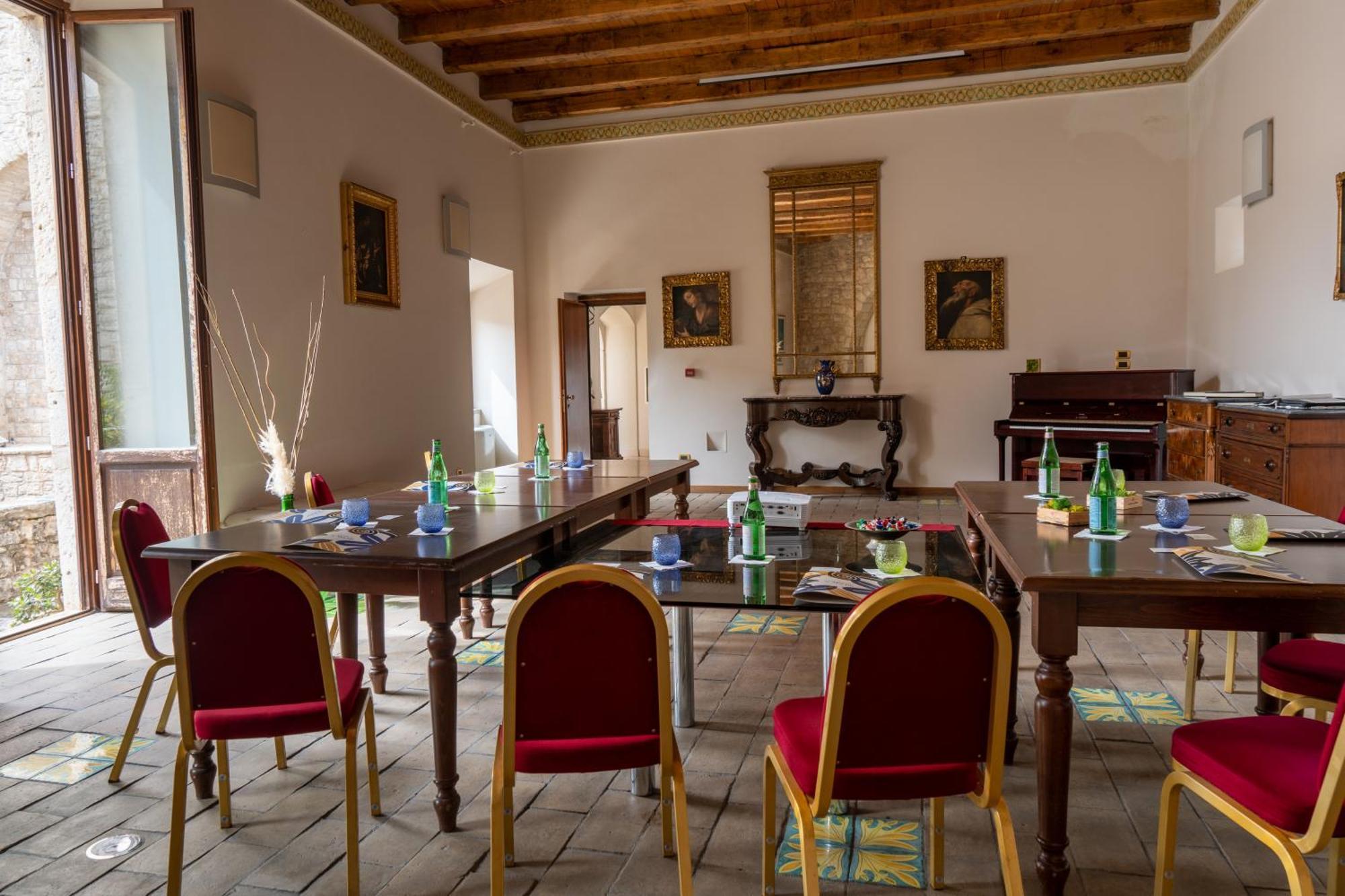 S. Martin Hotel Giovinazzo Exterior foto