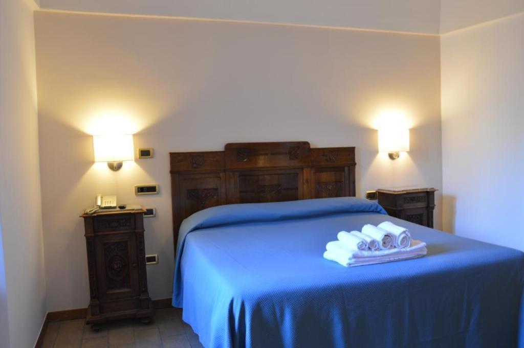 S. Martin Hotel Giovinazzo Exterior foto